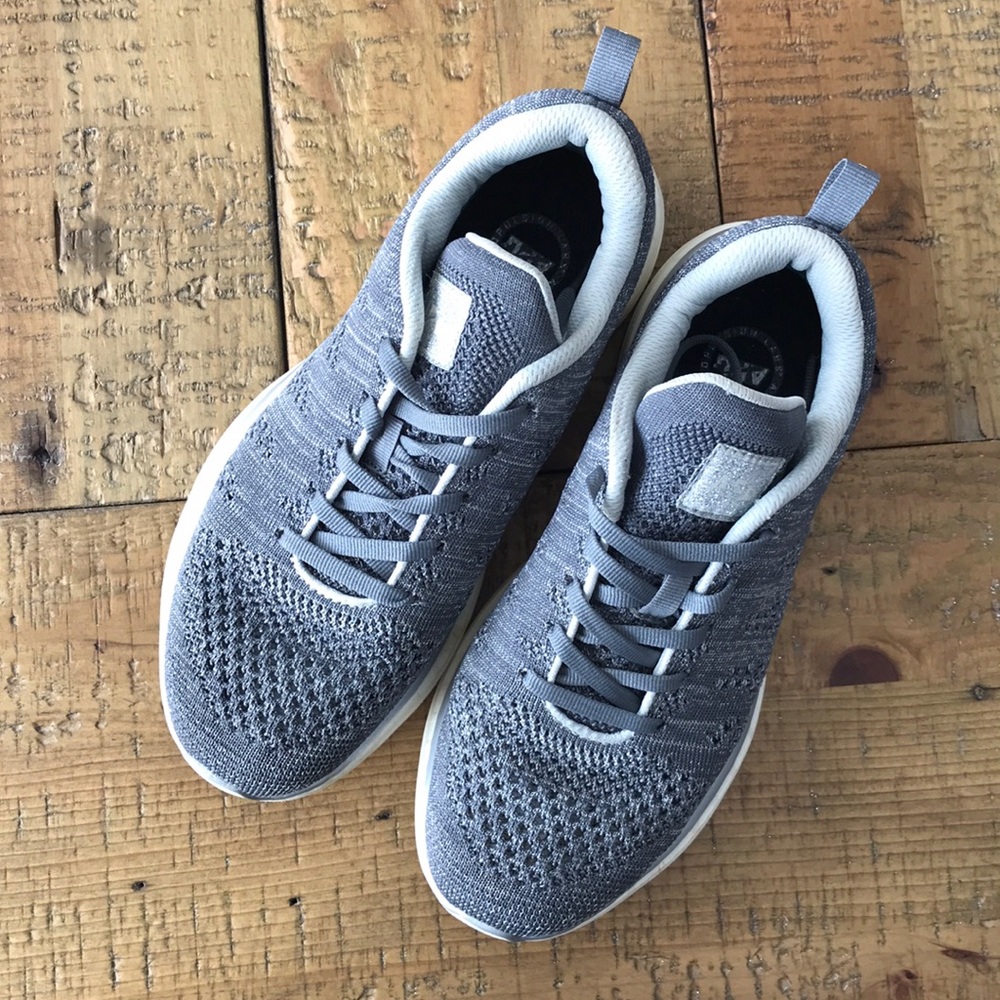 APL shoes